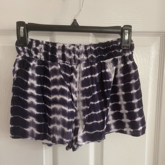 Tie Dye Navy & White Print Flowy Shorts - Picture 2 of 6